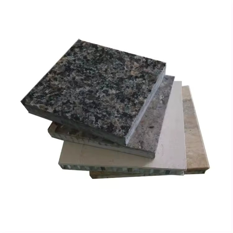 Paroi de rideau en placage d'aluminium 0,8-2,0 mm Épaisseur K=2,0-3,0 W/ ((m2·K) Grade A